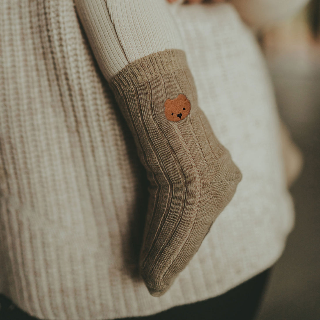 Donsje Dusty Green Bear Bell Socks