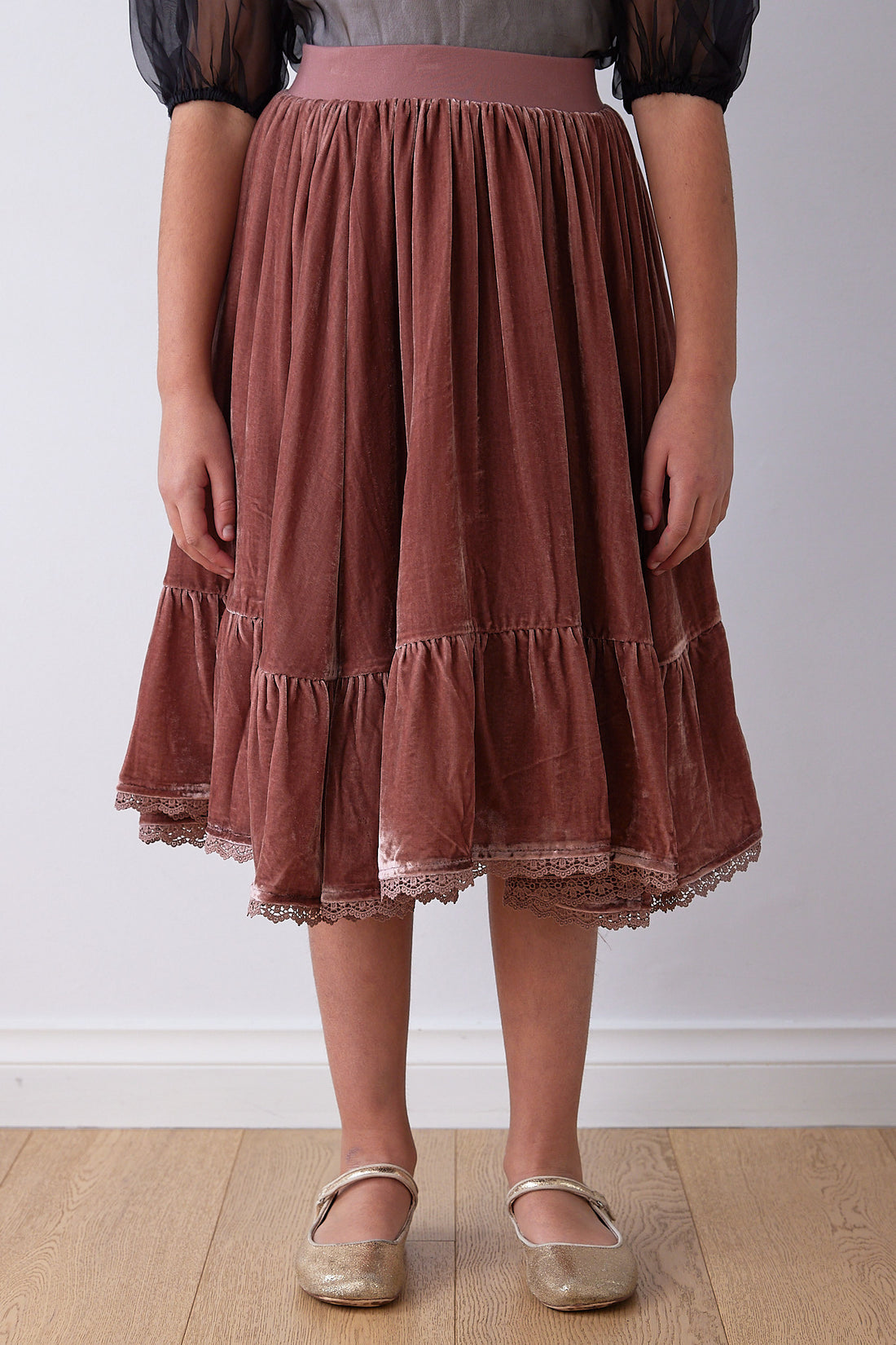 Petite Amalie Rose Velvet Frill Hem Skirt