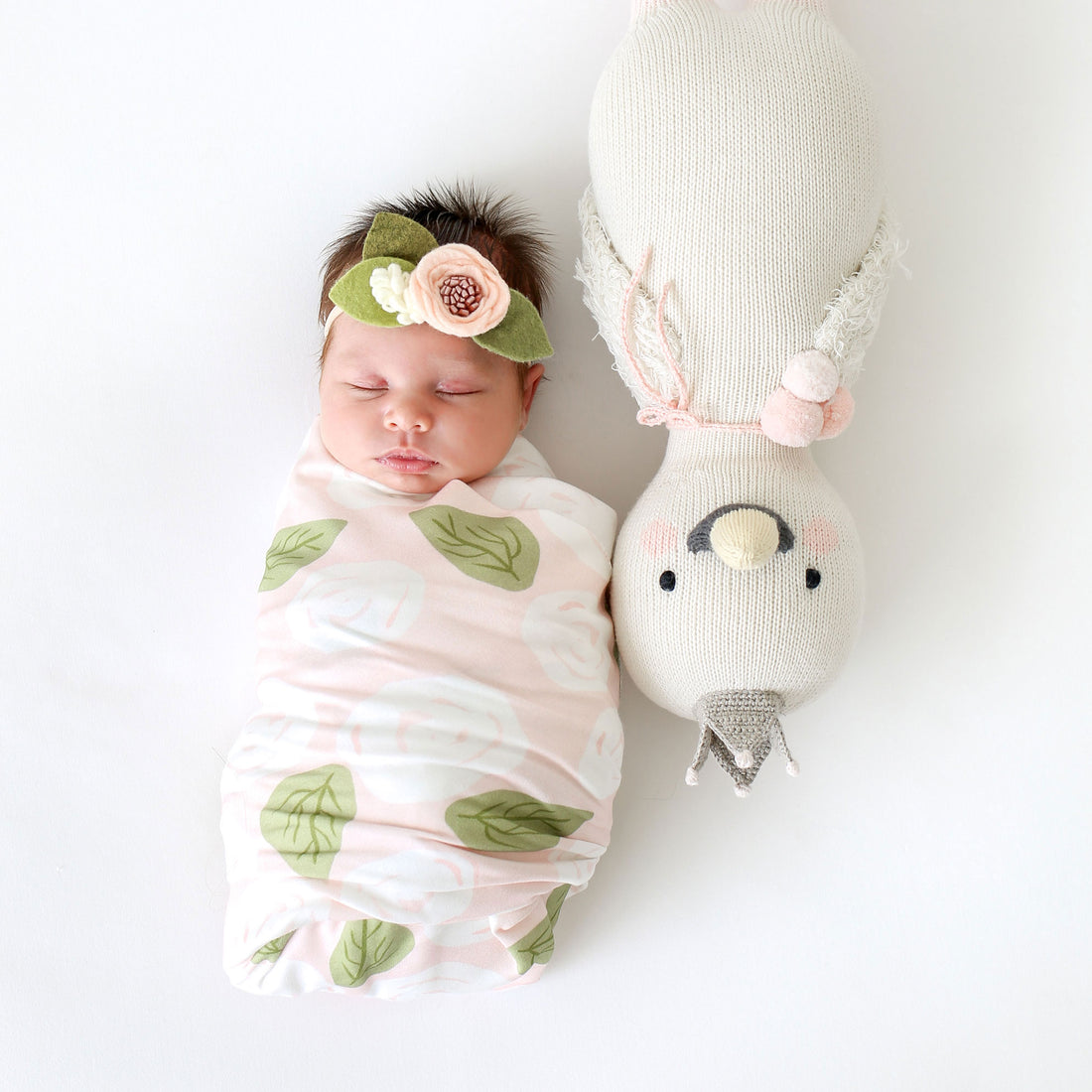 cuddle + kind Little Harlow The Swan