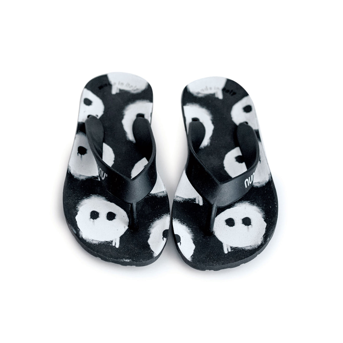 NUNUNU Black Skull Flip Flops
