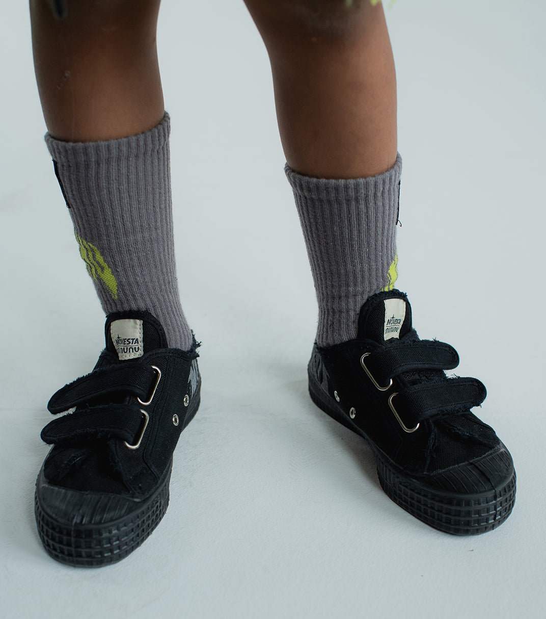 NUNUNU Black Novesta Sneakers