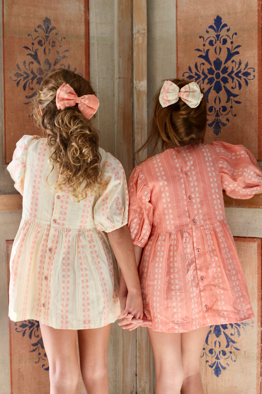 トップス bonjour diary  Hand smocked Blouse 4y Bonjour Diary Handsmock Blouse (Hazelnut Flowers) | Jean +
