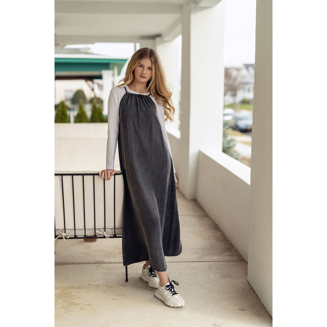 Coco Blanc Black Denim Maxi Jumper – Ladida