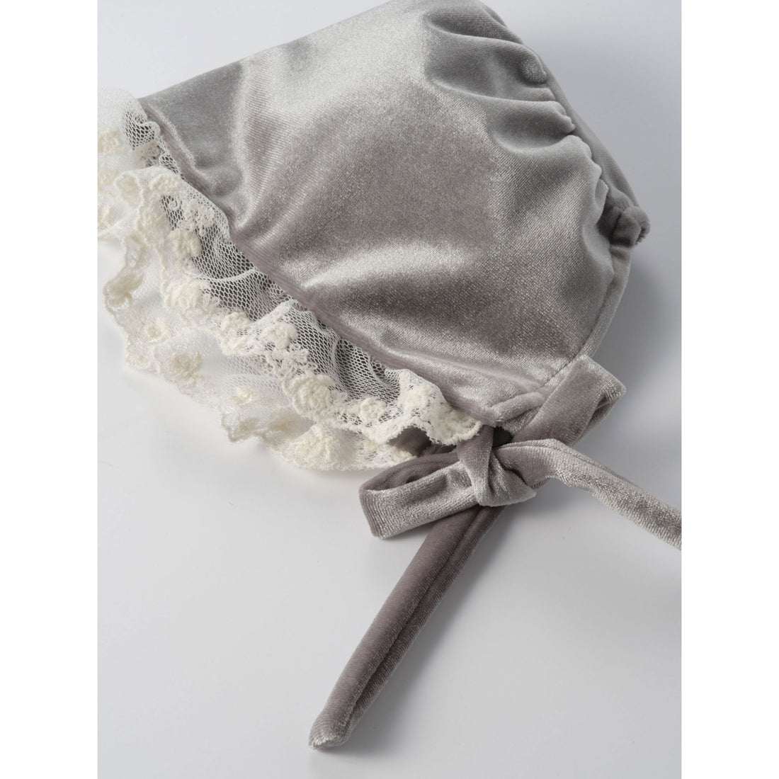 Louisiella Baby Ande Velvet Bonnet