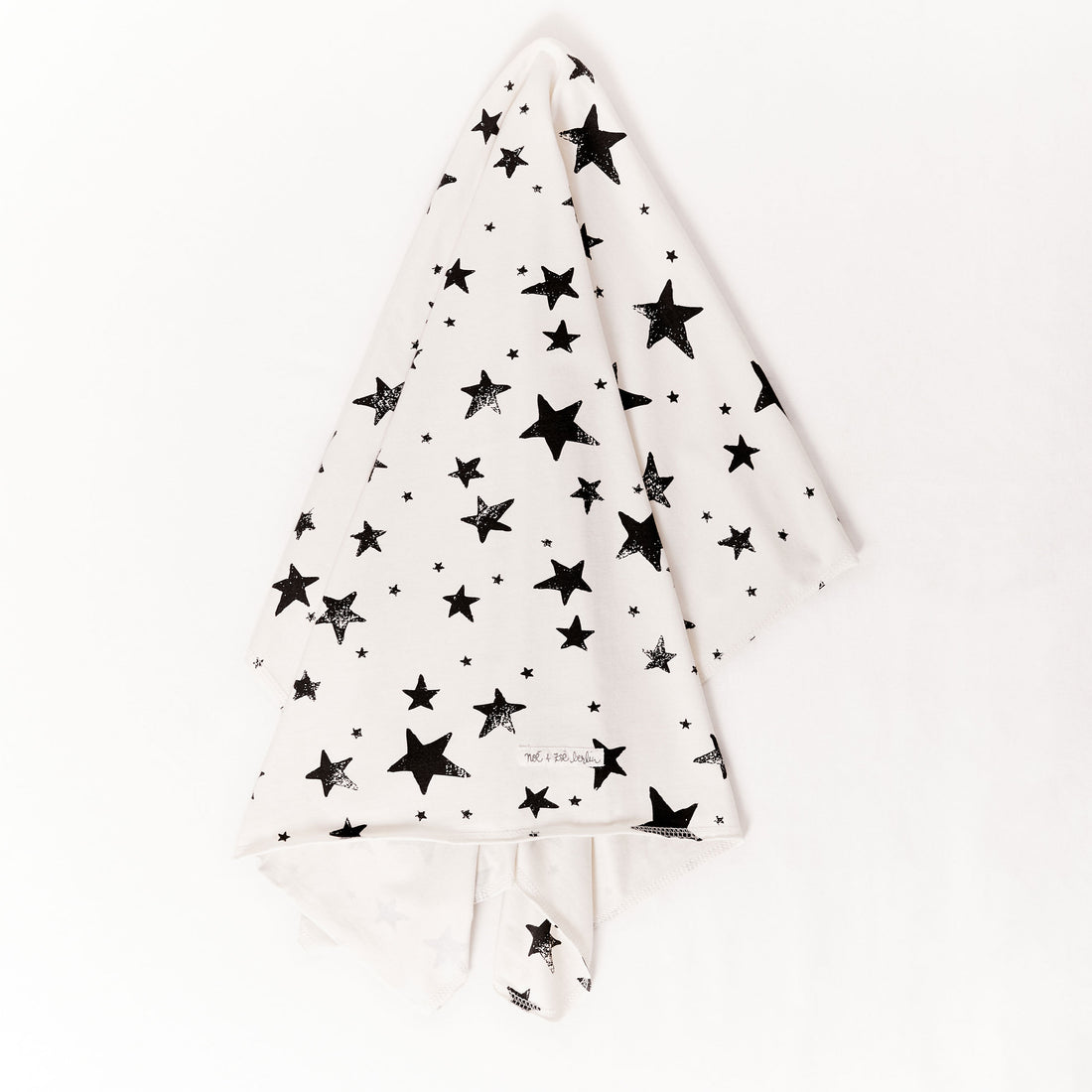 Noe Zoe Black Stars Blanket