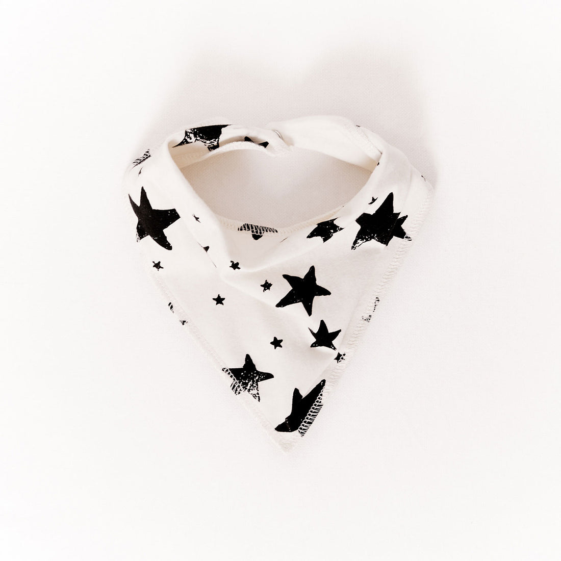 Noe Zoe Black Stars Bib