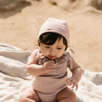 Briar Baby Blush Linen Bonnet