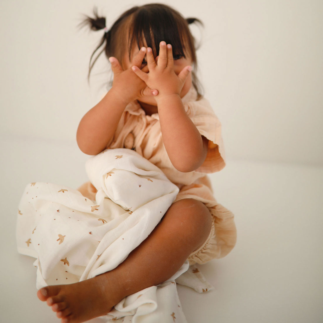 Mushie Muslin Swaddle Blanket Organic Cotton - Sparrow