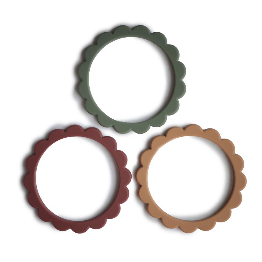 Mushie Dried Thyme/Berry/Natural 3-Pack Flower Teething Bracelet