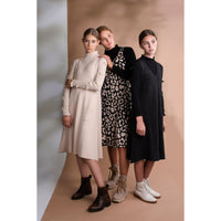 Mun Leopard Metallic V-neck Jumper