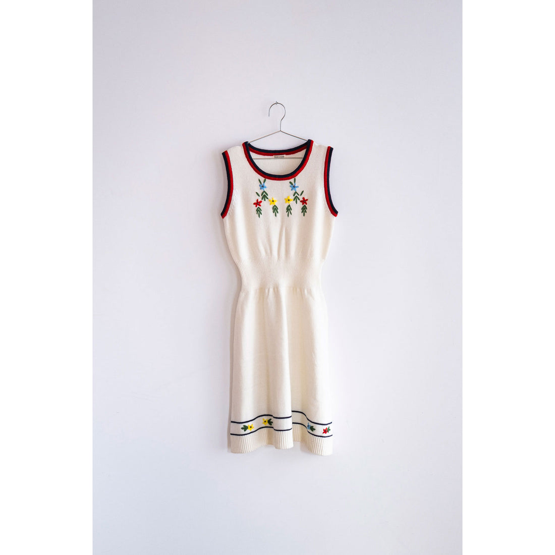 Fish and Kids Sleeveless Flowers Dress