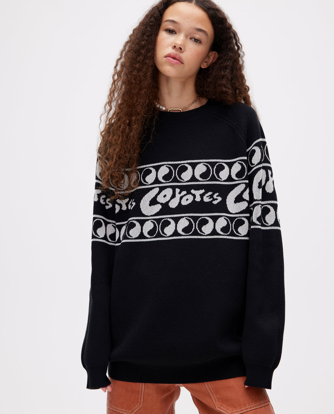 Les Coyotes de Paris Black Kerolyn Knit Sweater With Graphic Logo