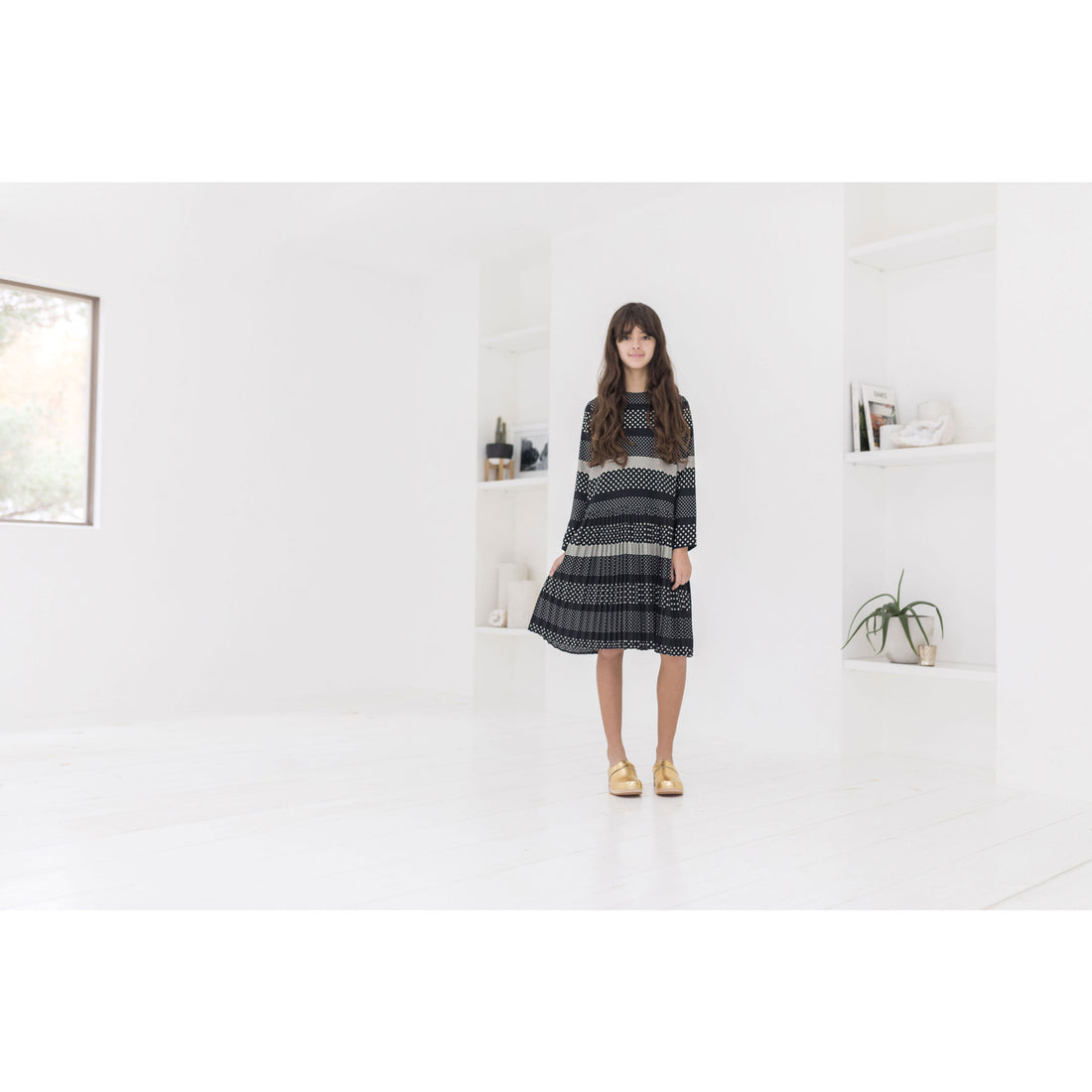 A4 Black/Cream Print Pleated Dress