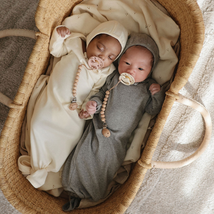 Mushie Ribbed Knotted Baby Gown - Ivory