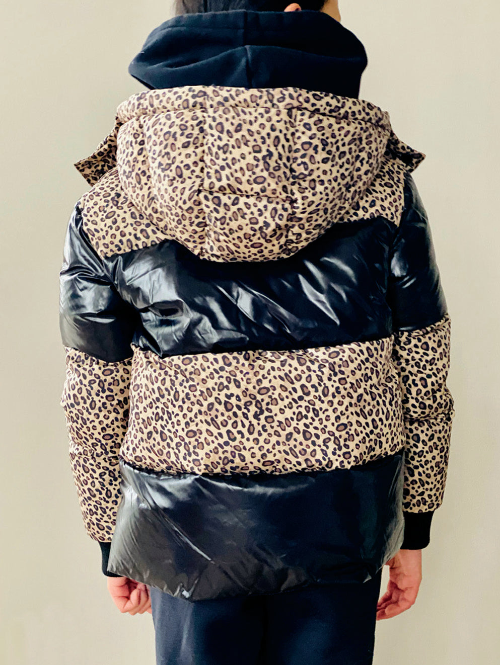 Vierra Rose Shiny Black & Leopard Vida Fun Jacket