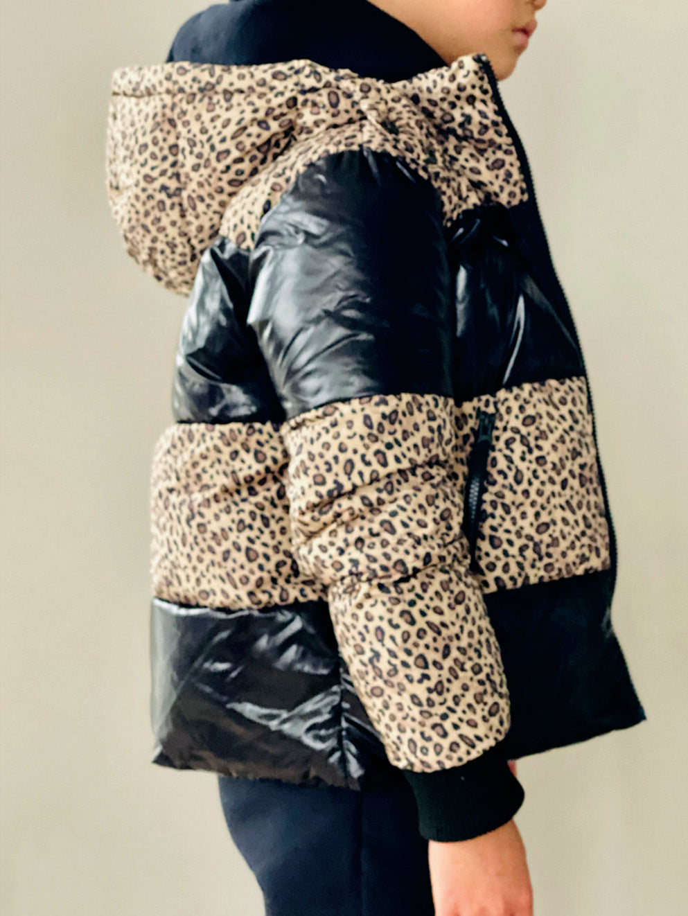 Vierra Rose Shiny Black & Leopard Vida Fun Jacket