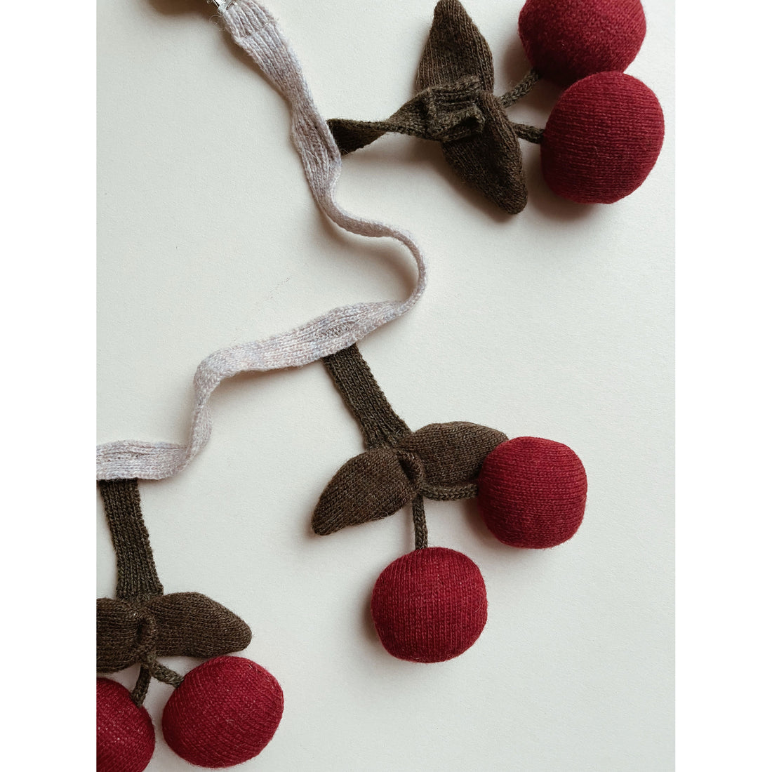 Konges Slojd Cherry Pram Chain Cherry