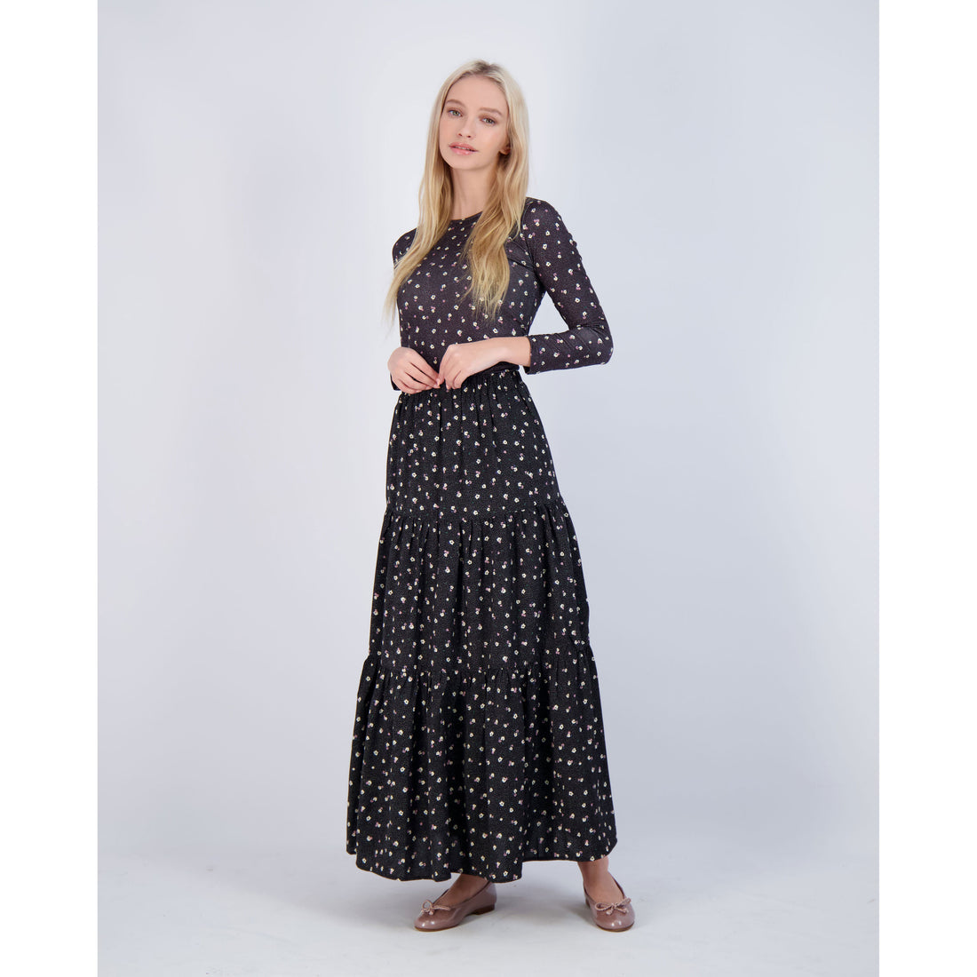 Ava and Lu Black Floral Print Top