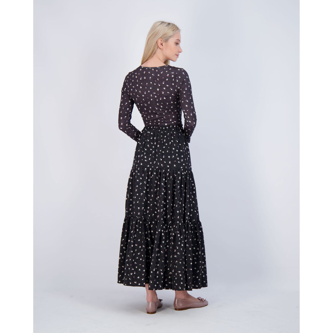 Ava and Lu Black Floral Print Top