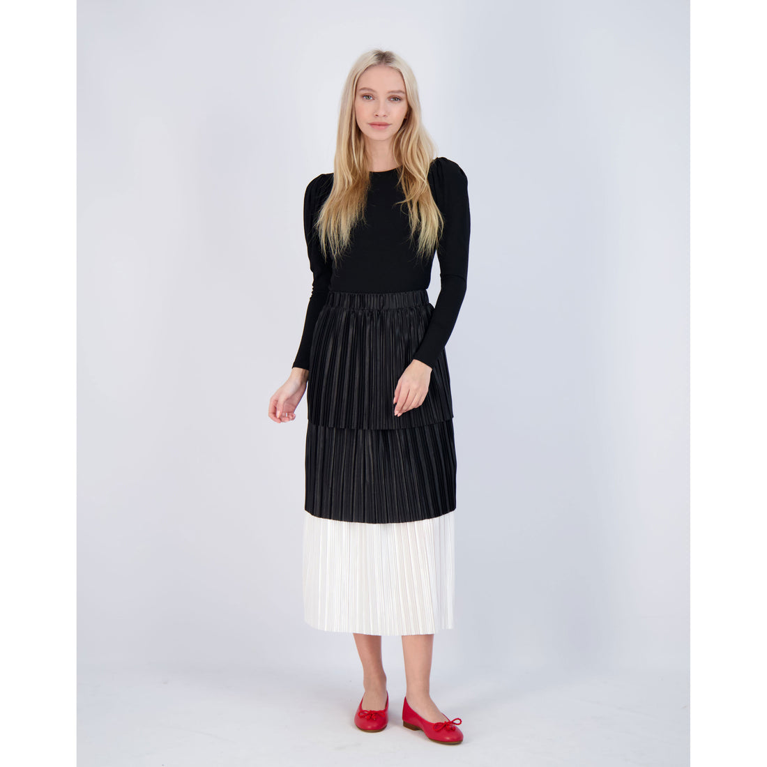 Ava and Lu Black/White Soft Pleated Layered Skirt