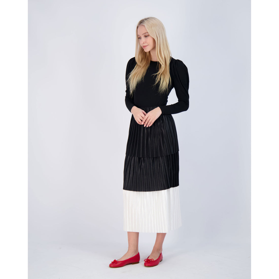 Ava and Lu Black/White Soft Pleated Layered Skirt