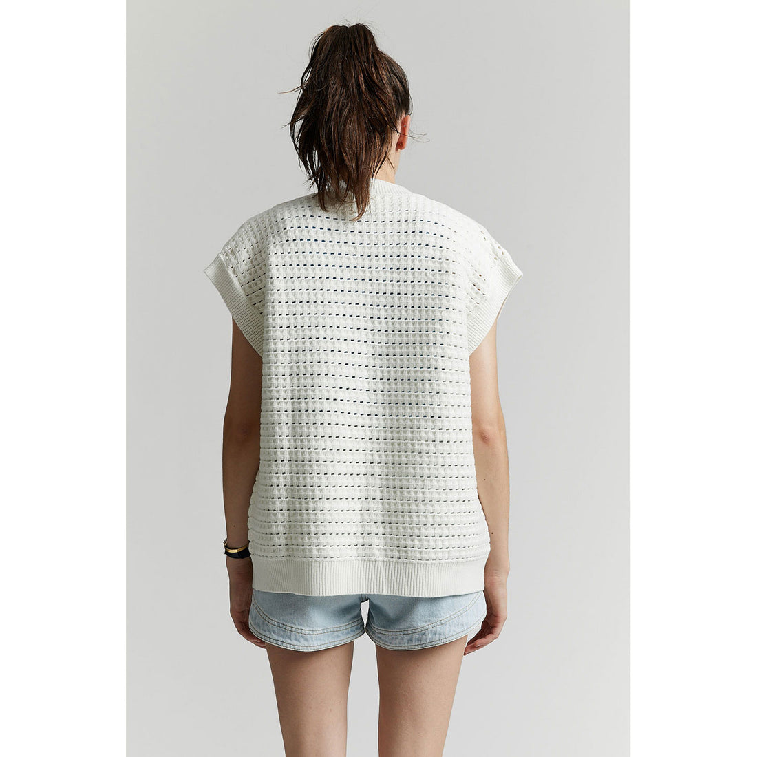 Indee Off White Plain Sleeveless Cardigan
