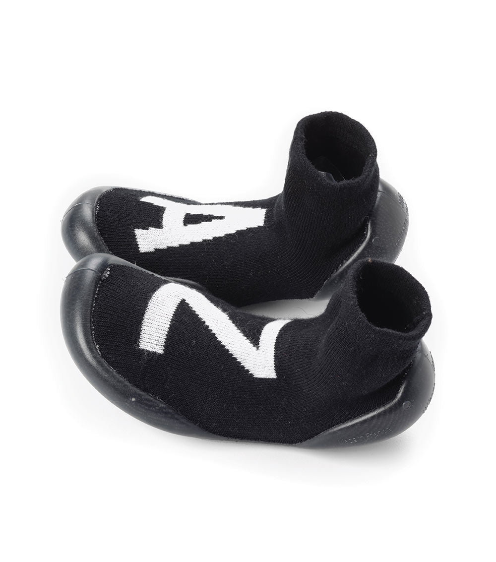 NUNUNU Black Letters Collegien Slippers