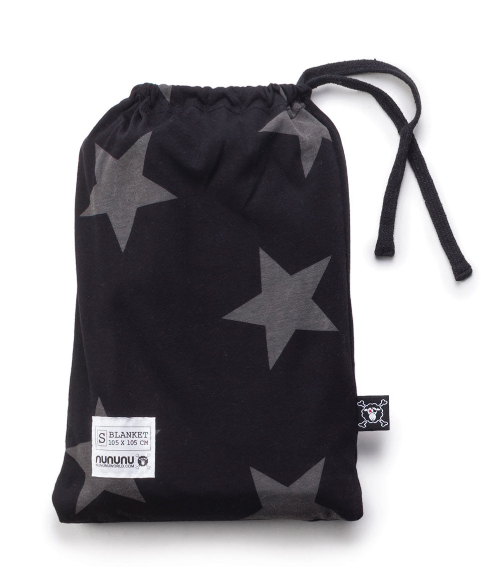 NUNUNU Black Star Blanket