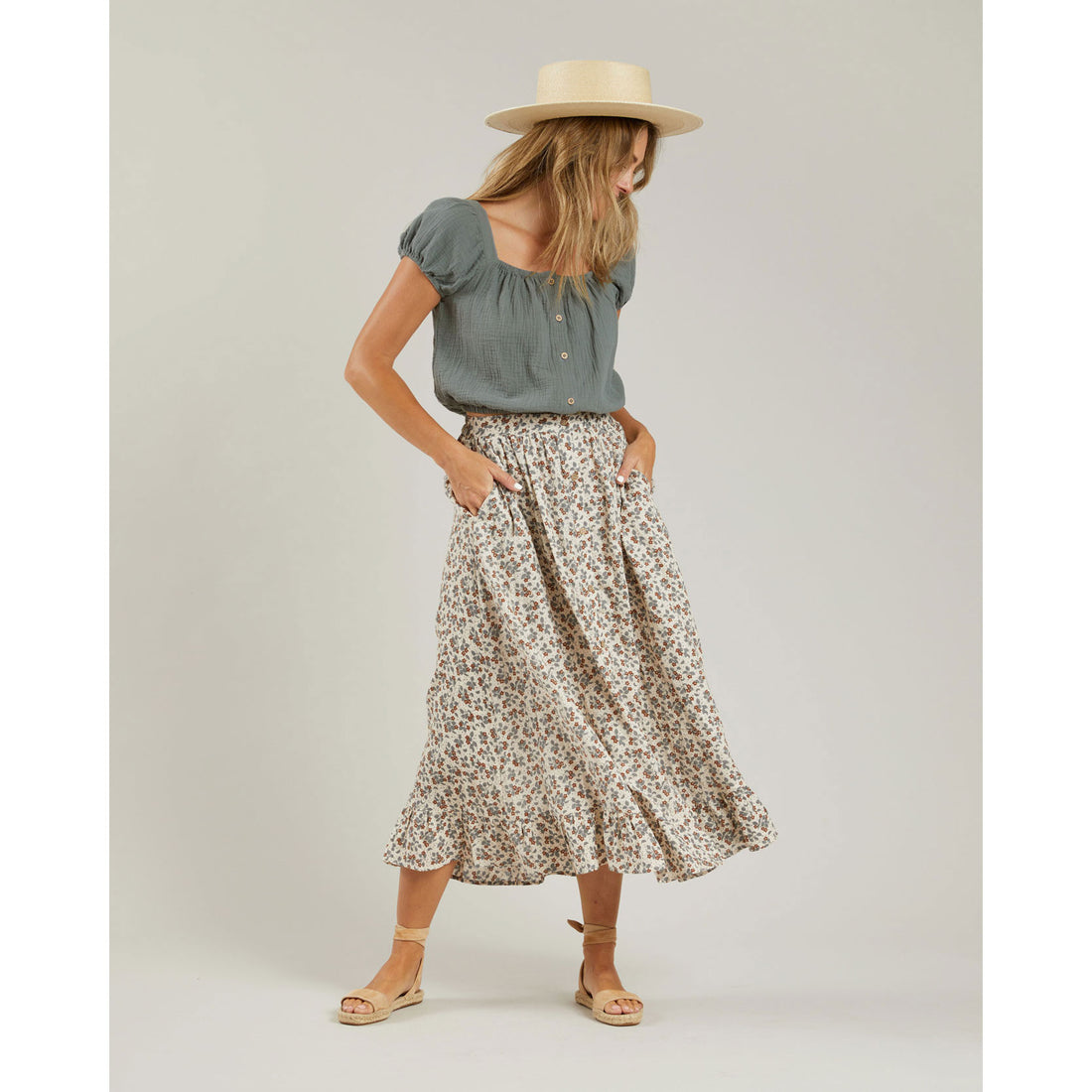 Rylee and Cru Womens Oceanside Skirt || Vintage Floral