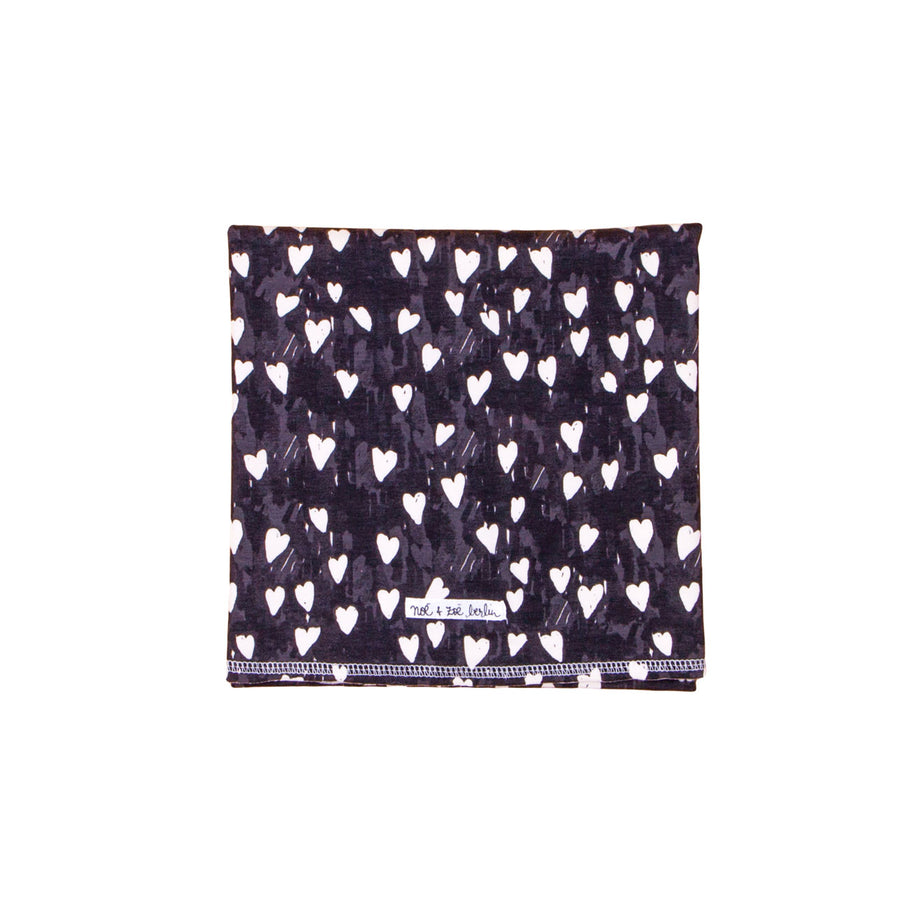 Noe & Zoe Hearts Blanket