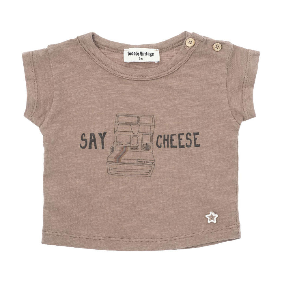 Tocoto Vintage Brown Say Cheese Baby Polaroid Tshirt