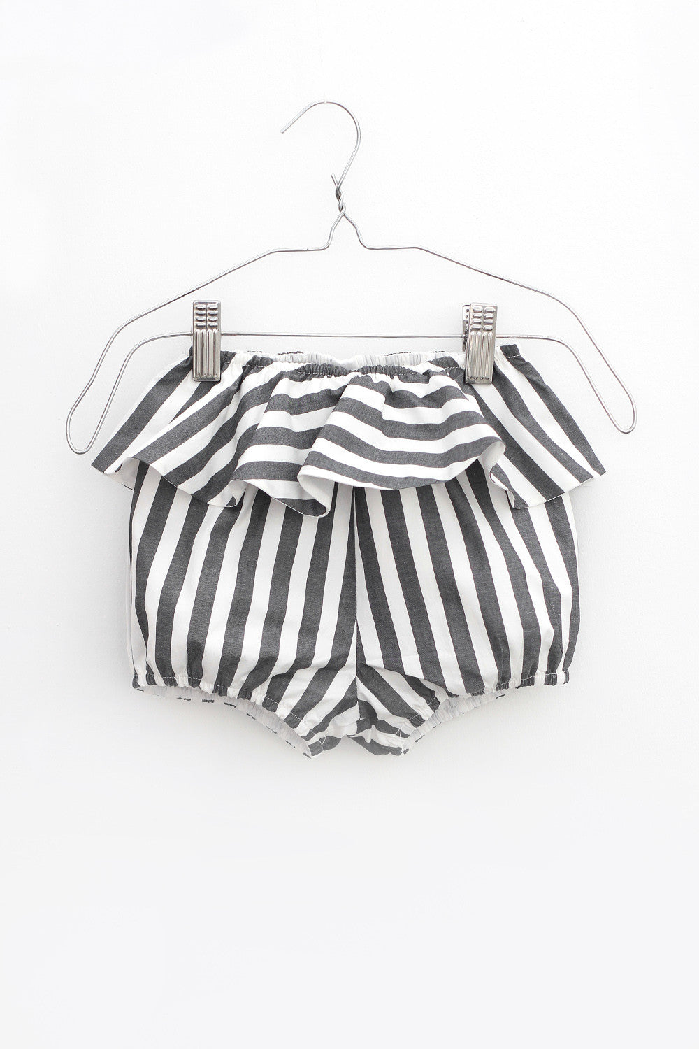 Motoreta Black Stripes Xerez Shorts - Ladida