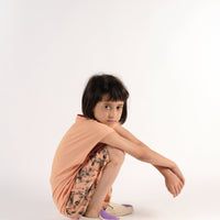 Wolf and Rita Art Tv Peach Flor Tee