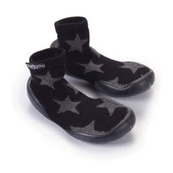 NUNUNU Black Star Slippers