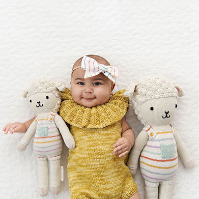 cuddle + kind Avery The Lamb