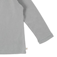 Bene Bene tees Bene Bene Grayish Green Wheatflower Stitch Tee