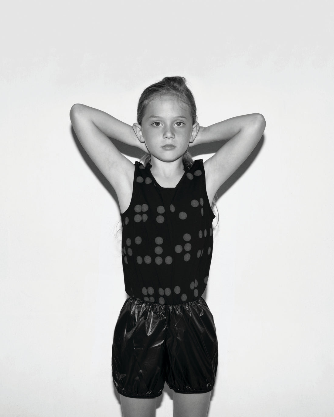 NUNUNU Black Braille Tank