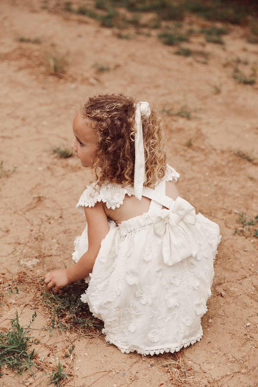 Louise Misha White Akimmi Scrunchie