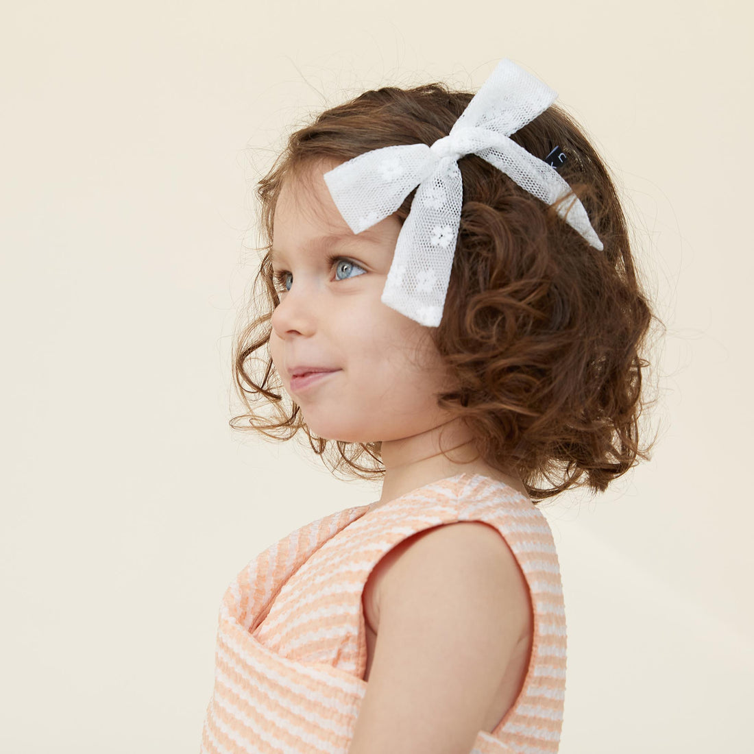 Knot Hairbands accessories OS Knot Hairbands Buttercup Bow Clip // White