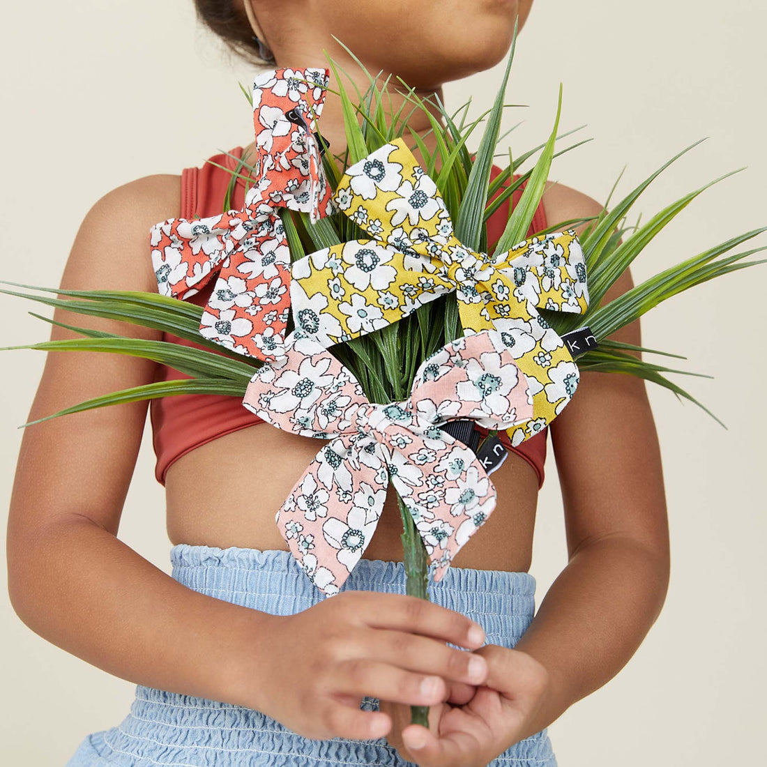 Knot Hairbands accessories OS Knot Hairbands Wildflower Bow Clip // Daffodil
