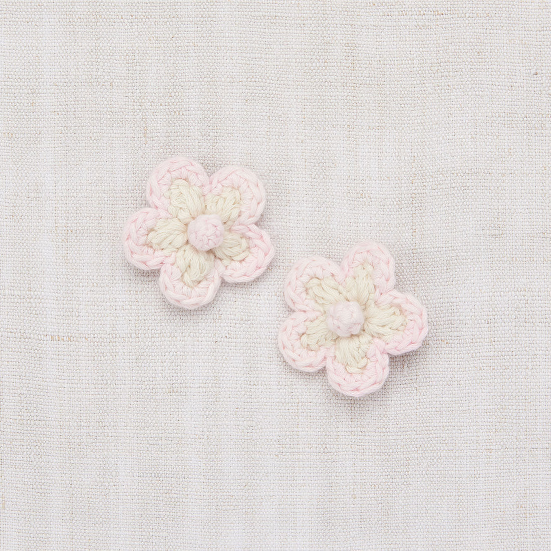 Misha and Puff accessories OS Misha and Puff Winter Cream Medium Flower Clip Set