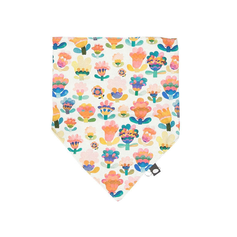 Oeuf accessories OS Oeuf Bib - Gardenia/Large Flower