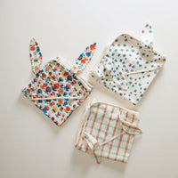 Oeuf accessories OS Oeuf Bunny Blanket - Gardenia/Clover Print