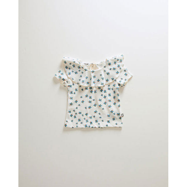 Oeuf tees Oeuf Ruffle Collar Tee - Gardenia/Clover Print