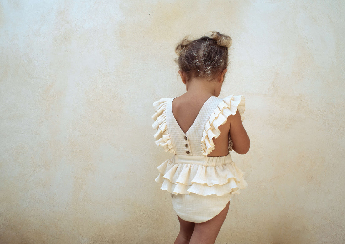 Popelin rompers Popelin Off White Embroidered Bib Romper