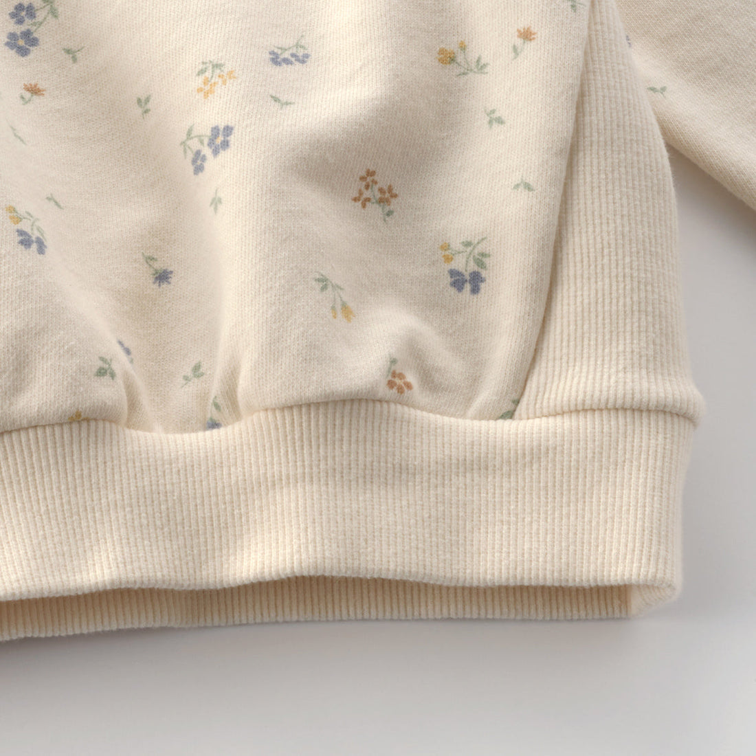 Susu and Cra sweatshirts Susu and Cra Fabiana Sweatshirt - Cream