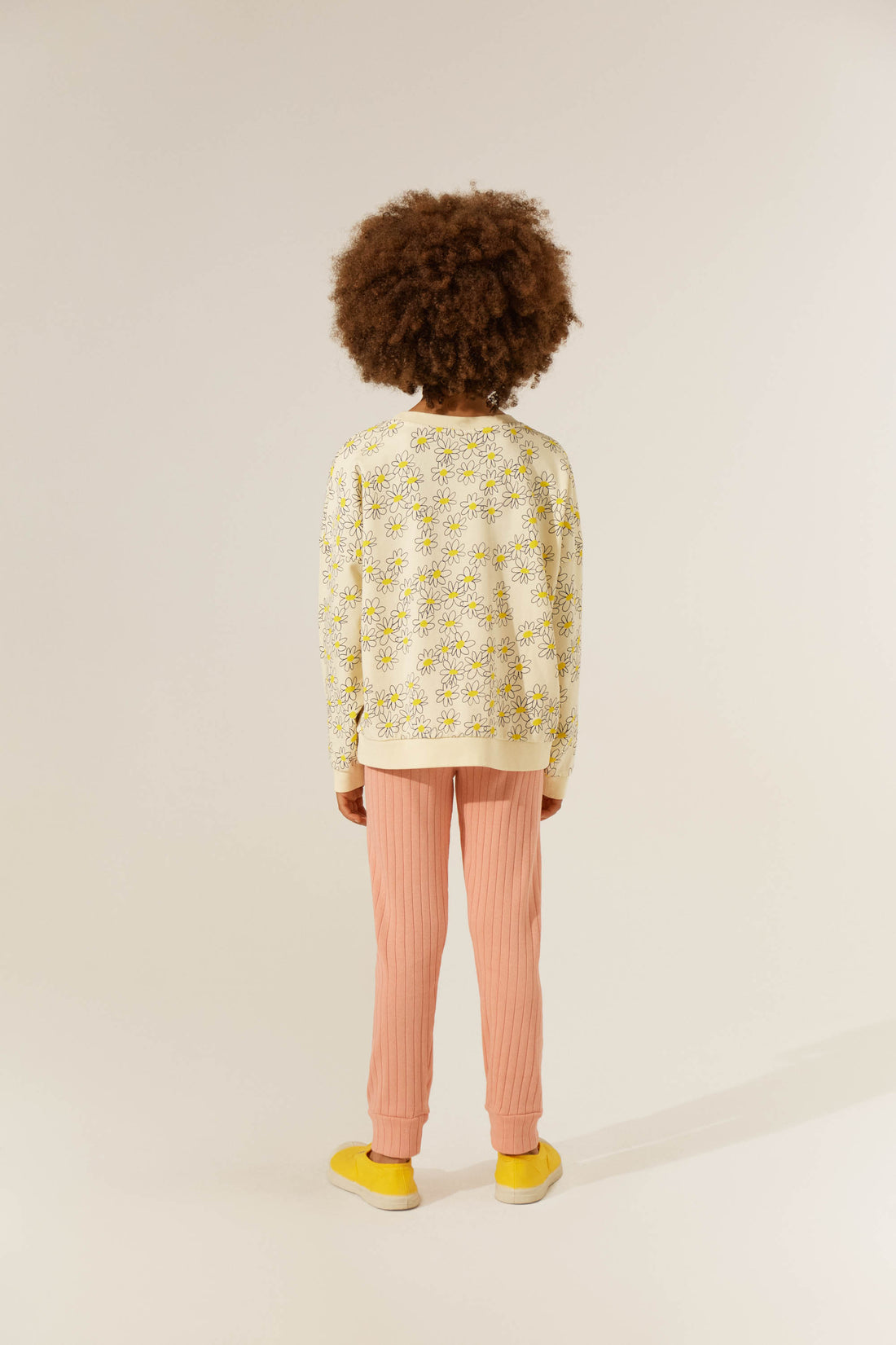 The Campamento Yellow Daisies Sweatshirt