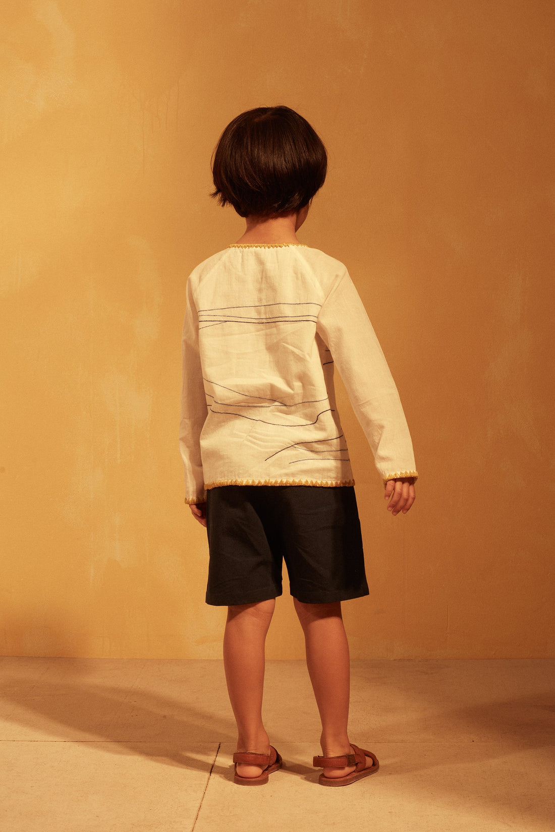Tuchinda shirts Tuchinda Off White Print Oden Tunic