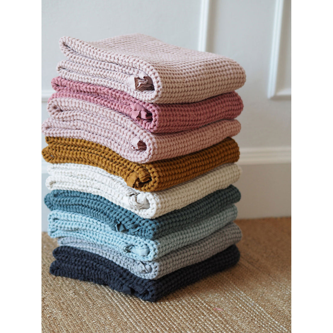 Mallino Moon Graphite Waffle Blanket