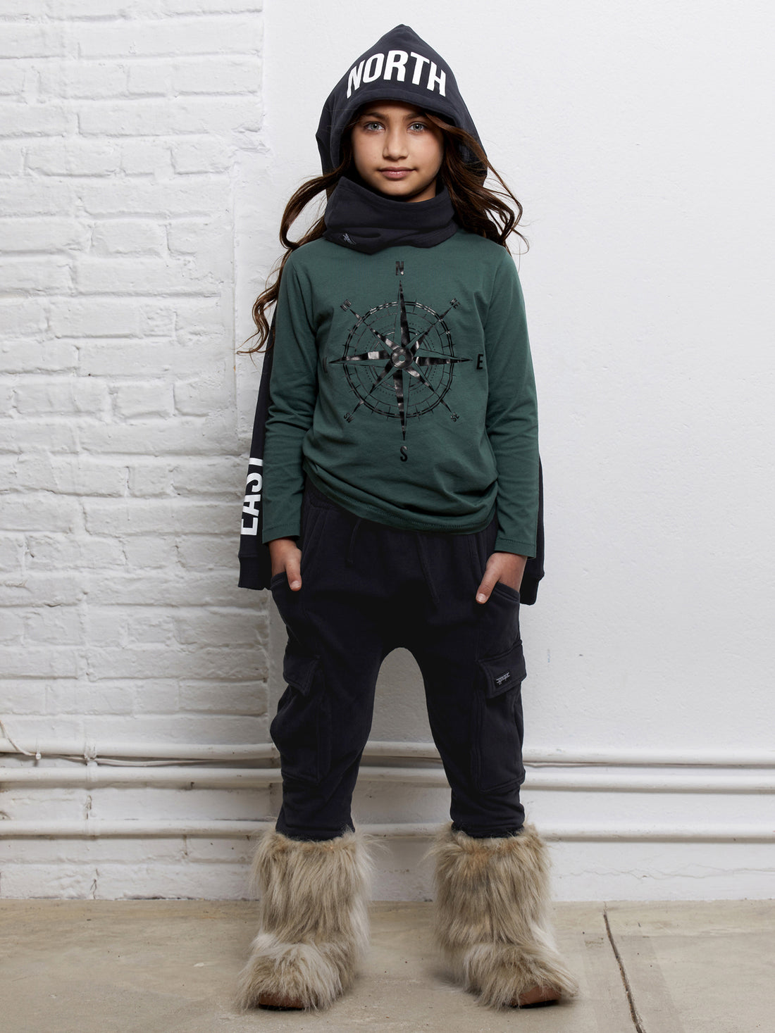 Yporque Dark Green Compass Textured Tee